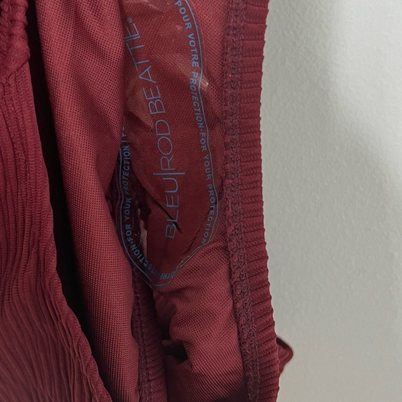 NEW BleuRodBeattie Tawny Point Textured Swimsuit - Picture 6 of 7